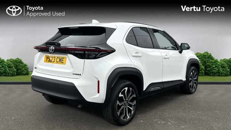 Toyota Yaris Cross 1.5 Hybrid Design 5dr CVT Hybrid Estate